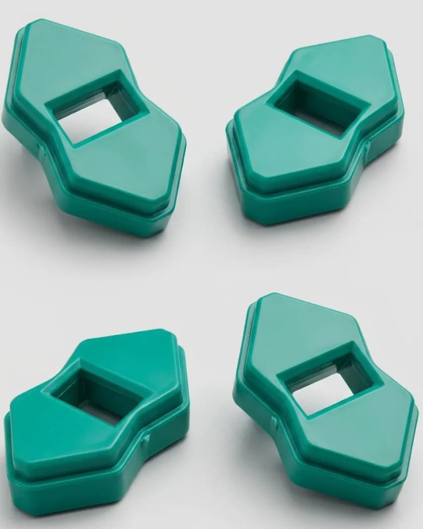 Jeu 4 toyk plastique 17 vert luxe